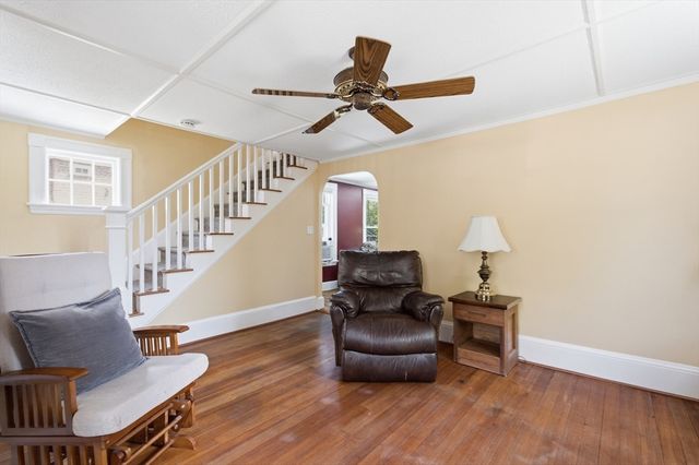 20 Moray St, Lynn, MA 01904