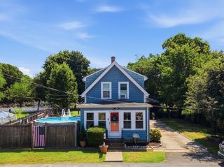 20 Moray St, Lynn, MA 01904