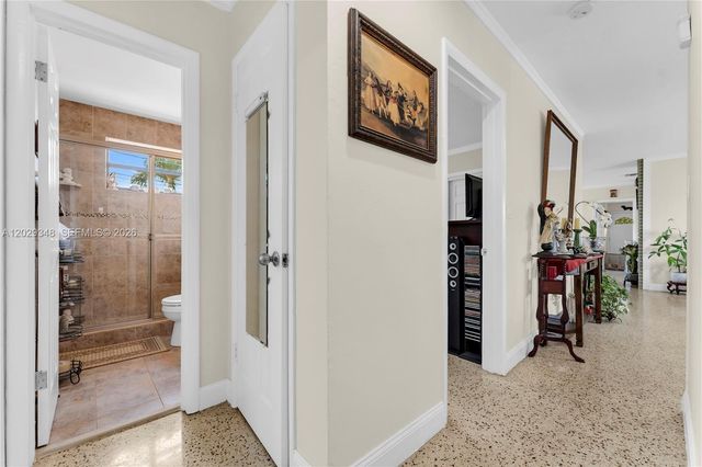 884 W 72nd Pl, Hialeah, FL 33014