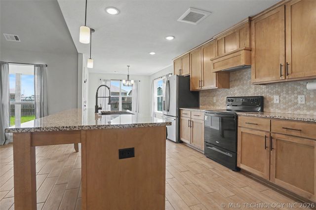 3118 W Yuma Court S, Broken Arrow, OK 74011