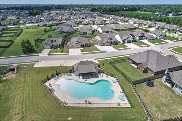 3118 W Yuma Court S, Broken Arrow, OK 74011