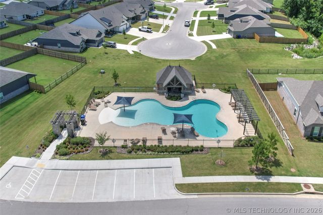 3118 W Yuma Court S, Broken Arrow, OK 74011