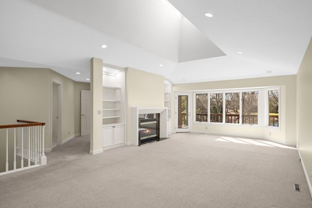 7798 Lochmere Terrace, Edina, MN 55439