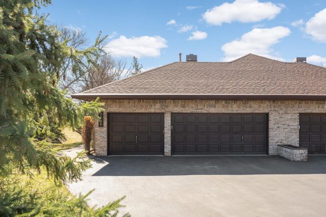 7798 Lochmere Terrace, Edina, MN 55439