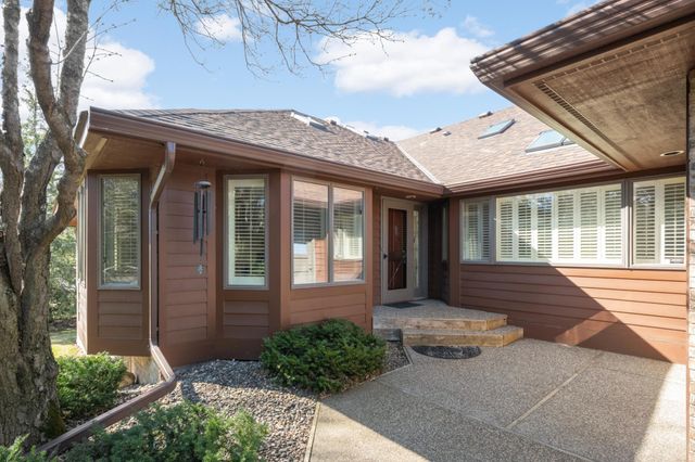 7798 Lochmere Terrace, Edina, MN 55439