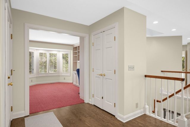 7798 Lochmere Terrace, Edina, MN 55439