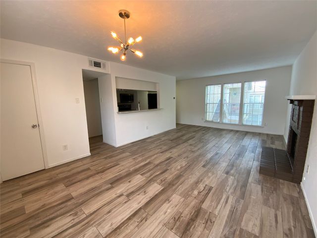 5881 Preston View Boulevard 215, Dallas, TX 75240