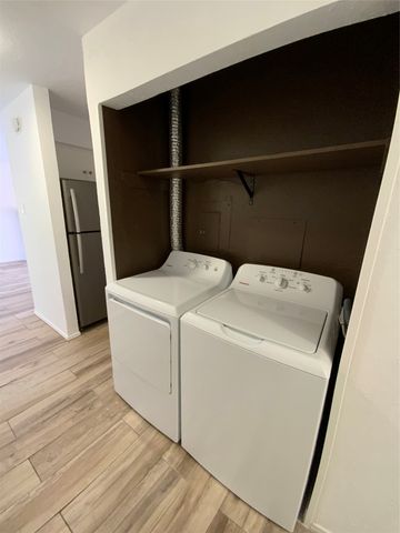 5881 Preston View Boulevard 215, Dallas, TX 75240