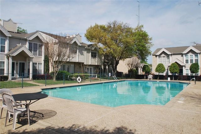 5881 Preston View Boulevard 215, Dallas, TX 75240