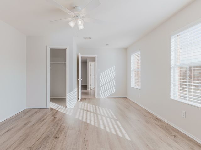 4901 Thorn Hollow Drive, Fort Worth, TX 76244