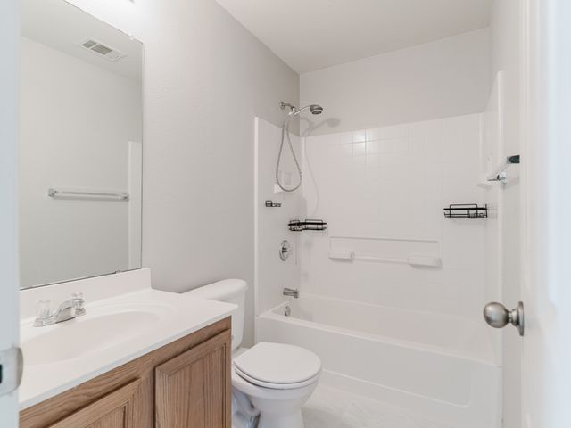 4901 Thorn Hollow Drive, Fort Worth, TX 76244