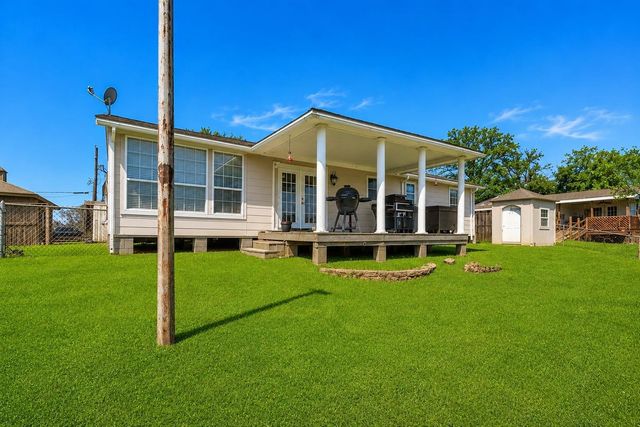 118 Willow Oak Drive, Trinity, TX 75862