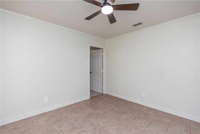 6702 Sahara Dr, Corpus Christi, TX 78412