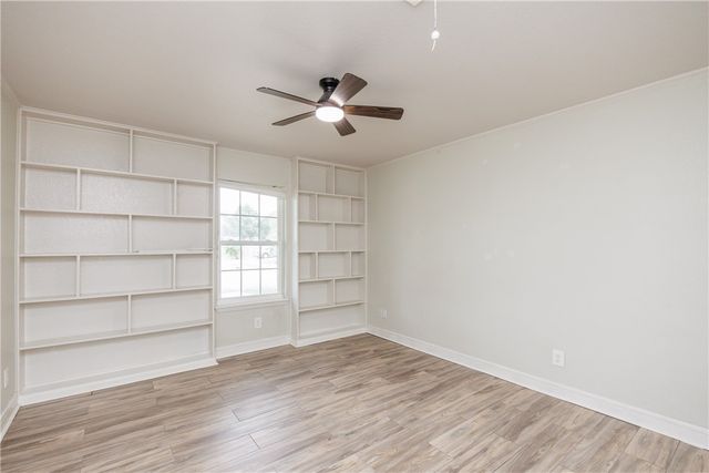 6702 Sahara Dr, Corpus Christi, TX 78412