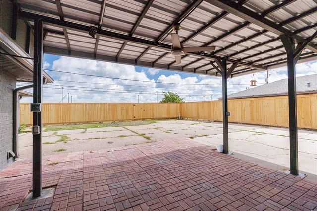 6702 Sahara Dr, Corpus Christi, TX 78412