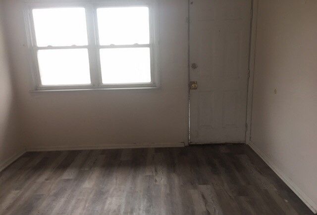 725 E 152nd Street, Phoenix, IL 60426