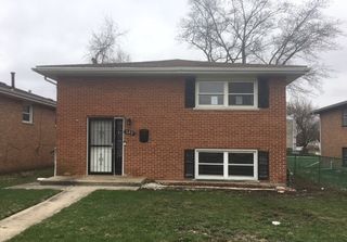 725 E 152nd Street, Phoenix, IL 60426