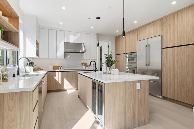 488 Oak Court, Menlo Park, CA 94025