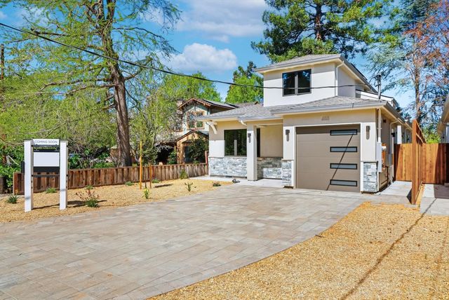 488 Oak Court, Menlo Park, CA 94025