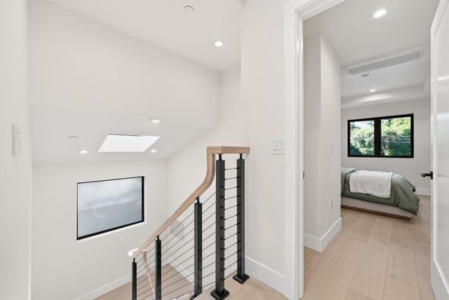 488 Oak Court, Menlo Park, CA 94025