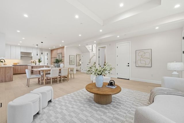 488 Oak Court, Menlo Park, CA 94025