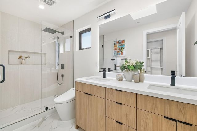 488 Oak Court, Menlo Park, CA 94025