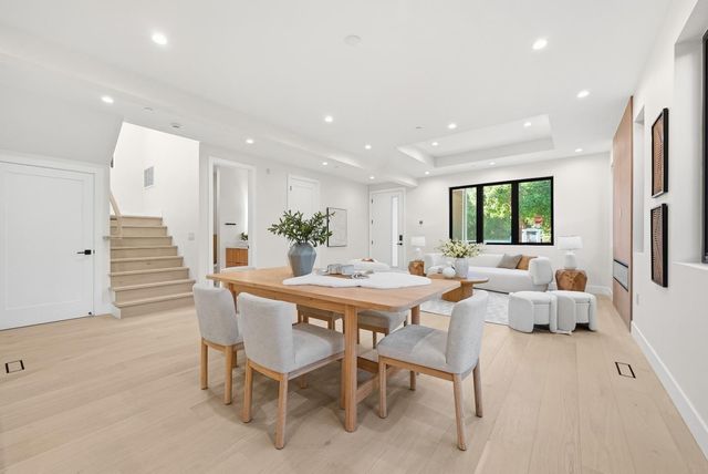 488 Oak Court, Menlo Park, CA 94025