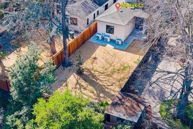 488 Oak Court, Menlo Park, CA 94025