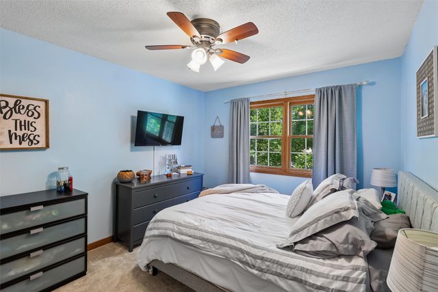 908 Lincoln Street SE, Bondurant, IA 50035