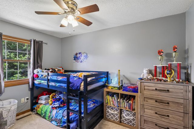 908 Lincoln Street SE, Bondurant, IA 50035