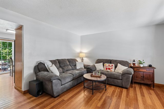 908 Lincoln Street SE, Bondurant, IA 50035