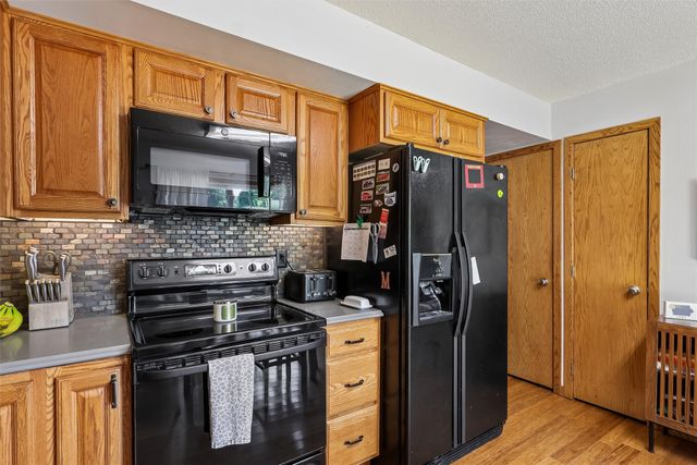 908 Lincoln Street SE, Bondurant, IA 50035