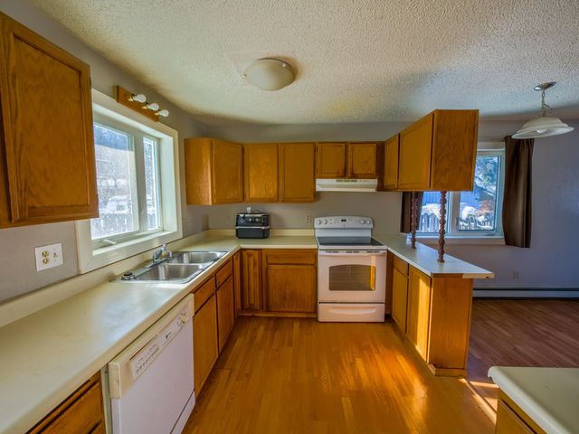 331 CARLTON DRIVE, Fairbanks, AK 99712