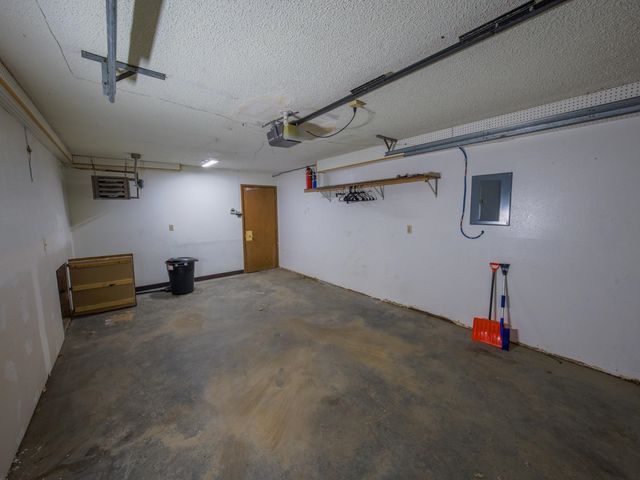 331 CARLTON DRIVE, Fairbanks, AK 99712