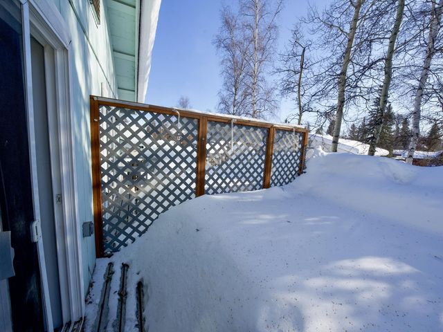 331 CARLTON DRIVE, Fairbanks, AK 99712