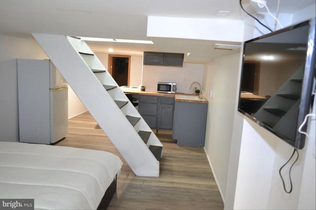 1226 W CROSS ST, Baltimore, MD 21230