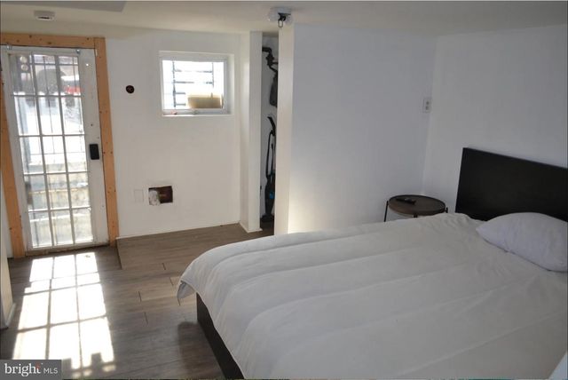 1226 W CROSS ST, Baltimore, MD 21230