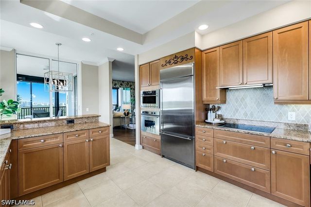 455 Cove Tower DR 1701, Naples, FL 34110