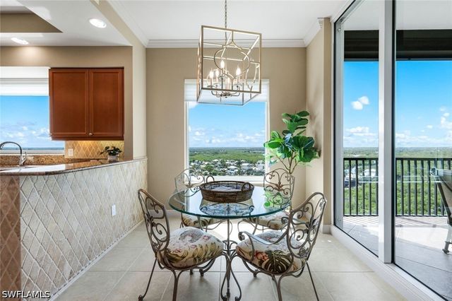 455 Cove Tower DR 1701, Naples, FL 34110