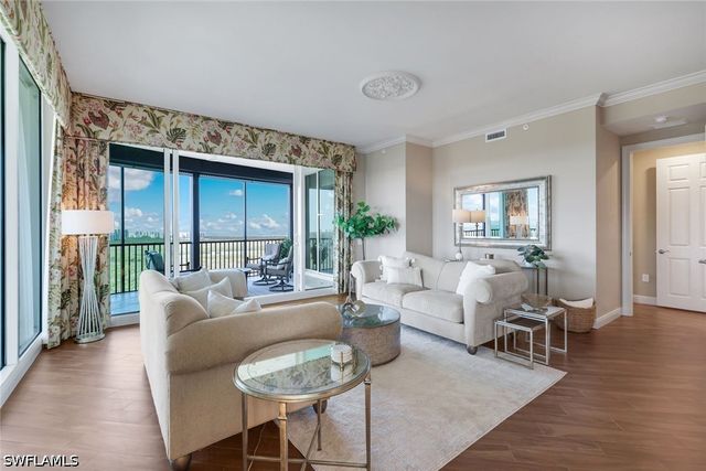 455 Cove Tower DR 1701, Naples, FL 34110