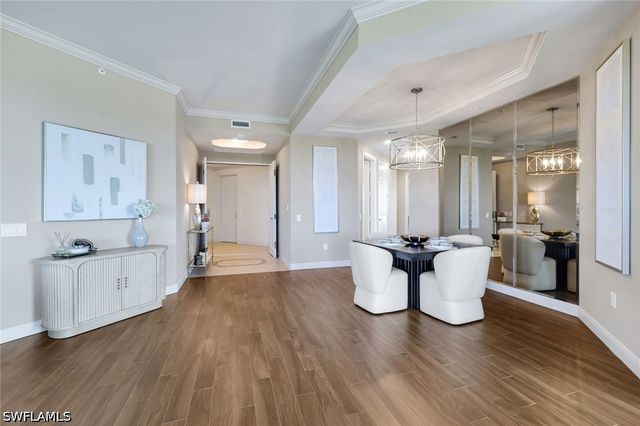 455 Cove Tower DR 1701, Naples, FL 34110