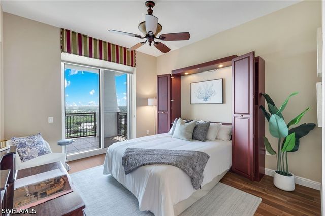 455 Cove Tower DR 1701, Naples, FL 34110