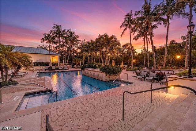 455 Cove Tower DR 1701, Naples, FL 34110