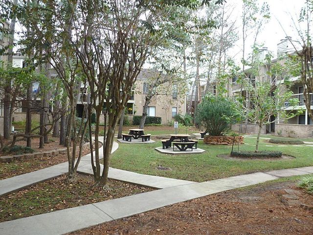 3500 Tangle Brush Drive 4, The Woodlands, TX 77381