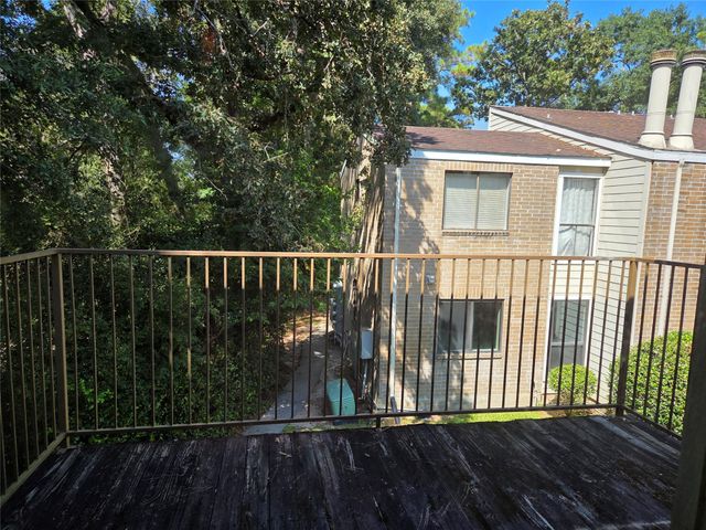 3500 Tangle Brush Drive 4, The Woodlands, TX 77381