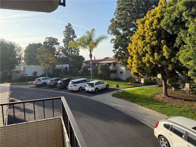 2290 Via Puerta N A, Laguna Woods, CA 92637
