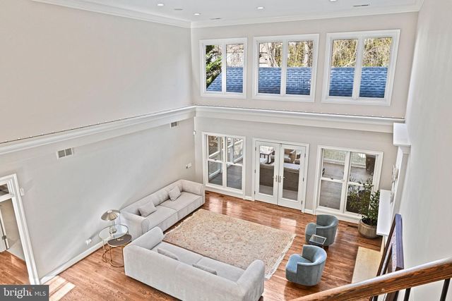 1411 WOODHURST BLVD, Mclean, VA 22102