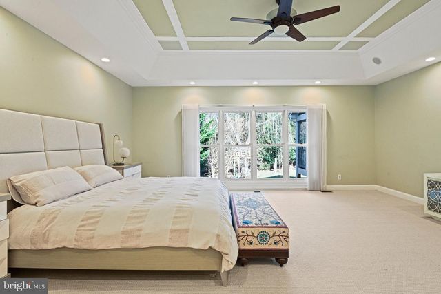 1411 WOODHURST BLVD, Mclean, VA 22102
