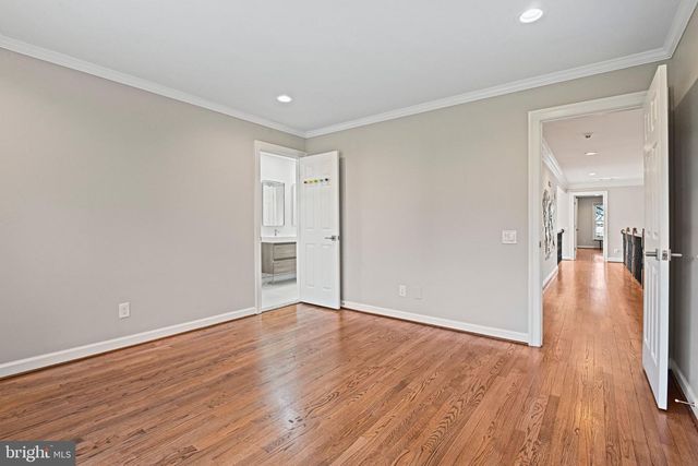 1411 WOODHURST BLVD, Mclean, VA 22102