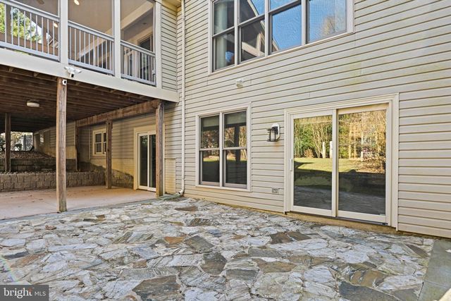1411 WOODHURST BLVD, Mclean, VA 22102